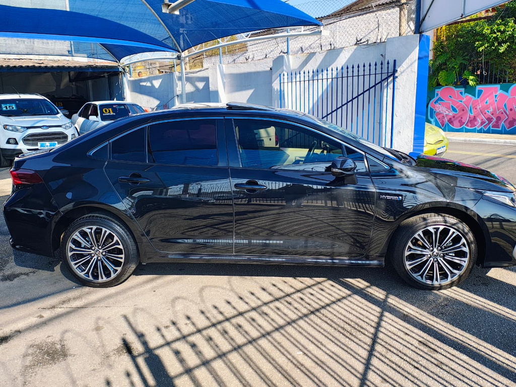 Toyota Corolla Altis Preto