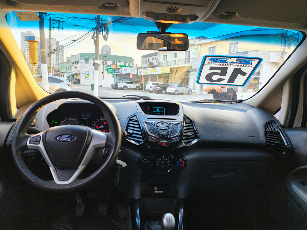 Ford EcoSport Branco