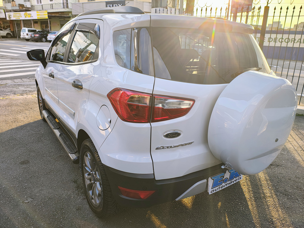 Ford EcoSport Branco