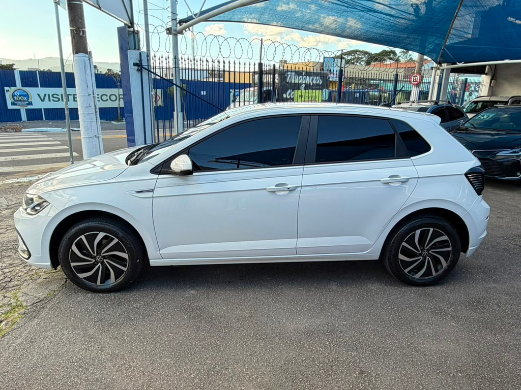 Volkswagen Polo Branco
