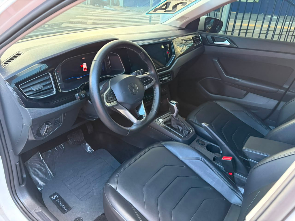 Volkswagen Polo Branco