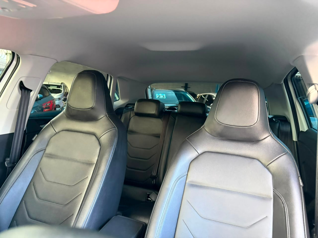 Volkswagen Polo Branco