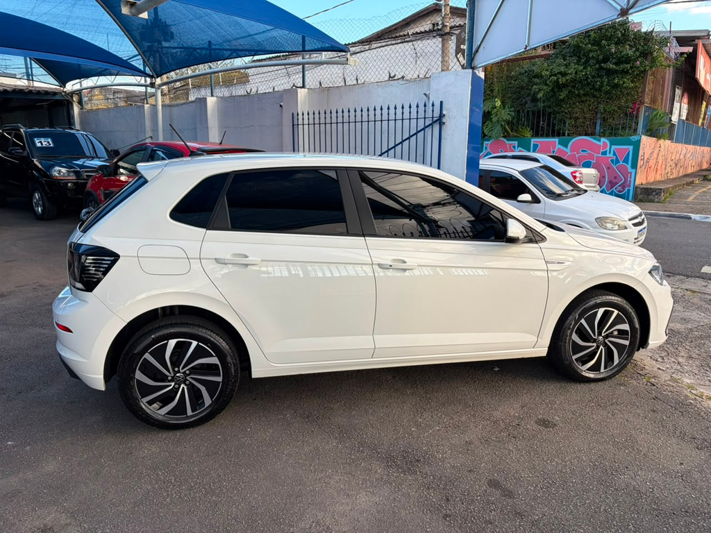 Volkswagen Polo Branco