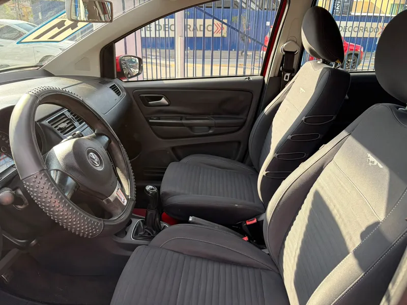 Volkswagen CrossFox Vermelho