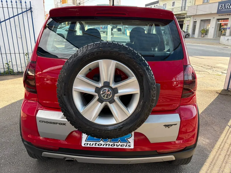 Volkswagen CrossFox Vermelho