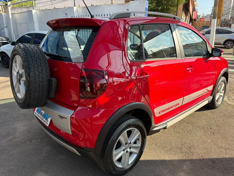 Volkswagen CrossFox Vermelho