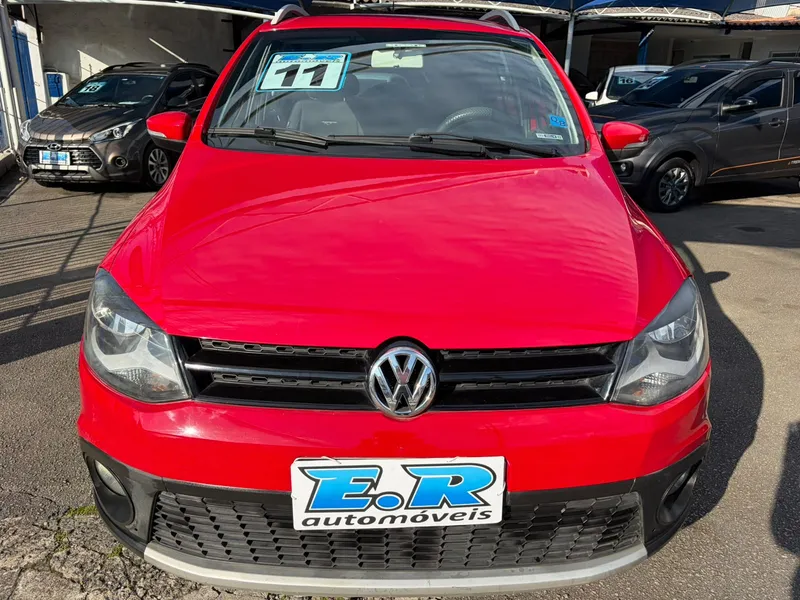 Volkswagen CrossFox Vermelho
