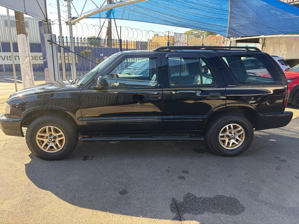 Chevrolet Blazer Preto