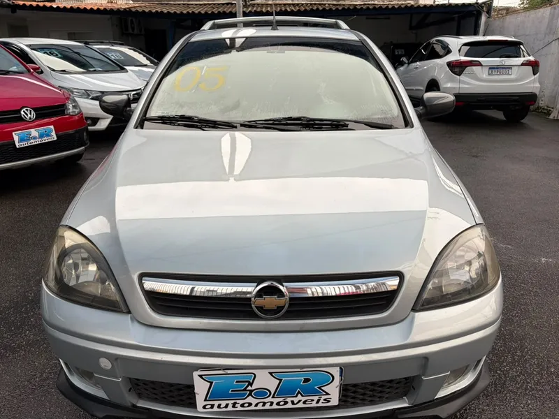 Chevrolet Montana Prata