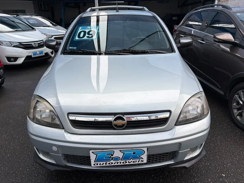 Chevrolet Montana Prata