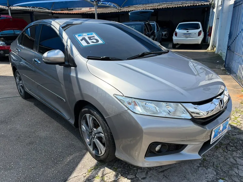 Honda City Cinza