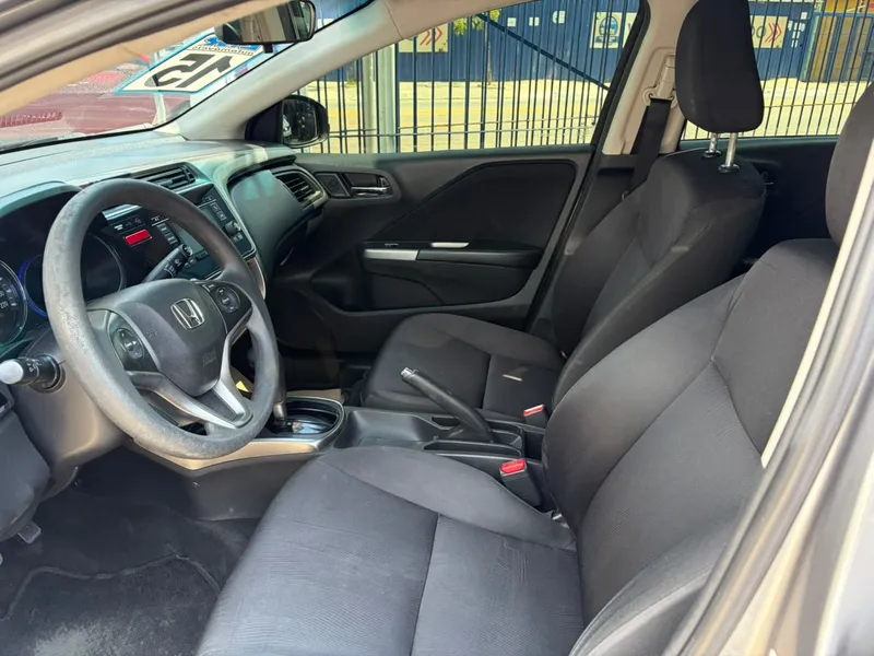 Honda City Cinza