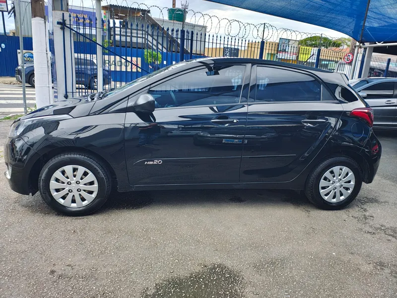 Hyundai HB20 Preto