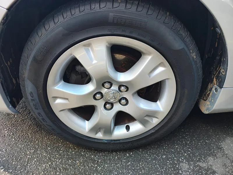 Toyota Corolla Prata