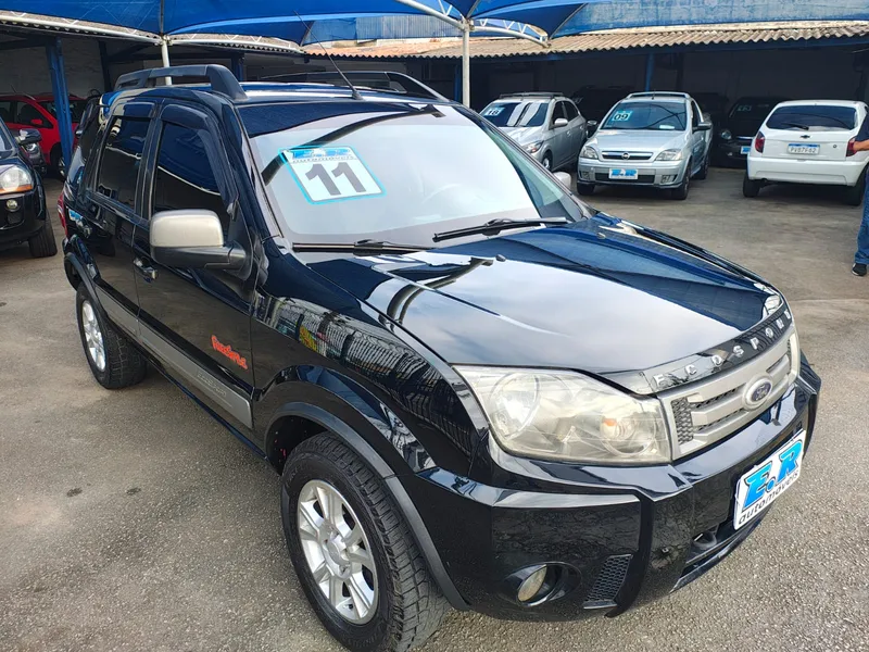 Ford EcoSport Preto