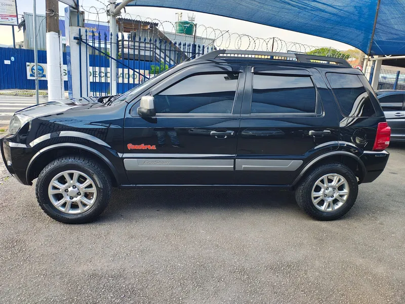 Ford EcoSport Preto