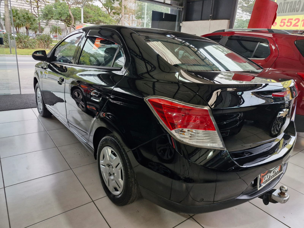 Chevrolet Prisma Preto