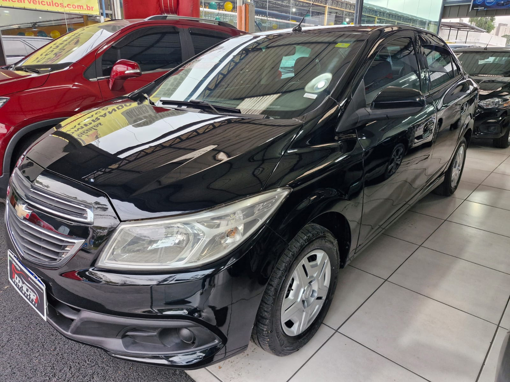 Chevrolet Prisma Preto