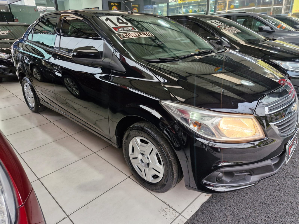 Chevrolet Prisma Preto