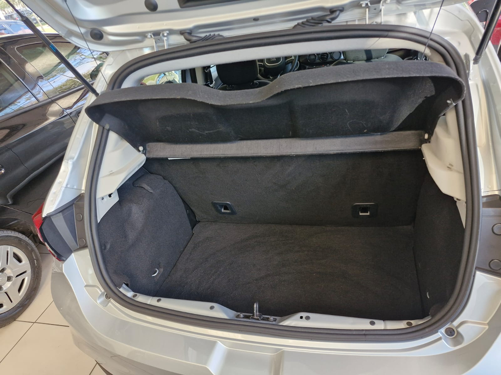Fiat Argo Prata
