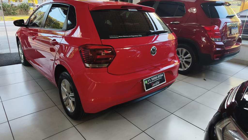 Volkswagen Polo Vermelho