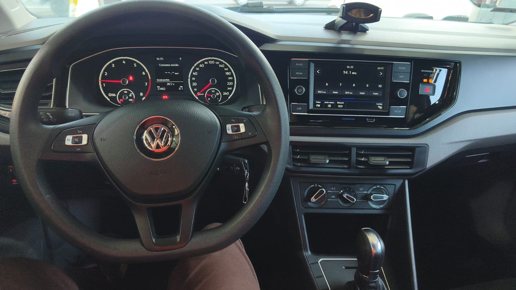 Volkswagen Polo Vermelho