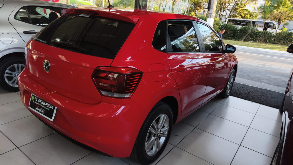 Volkswagen Polo Vermelho