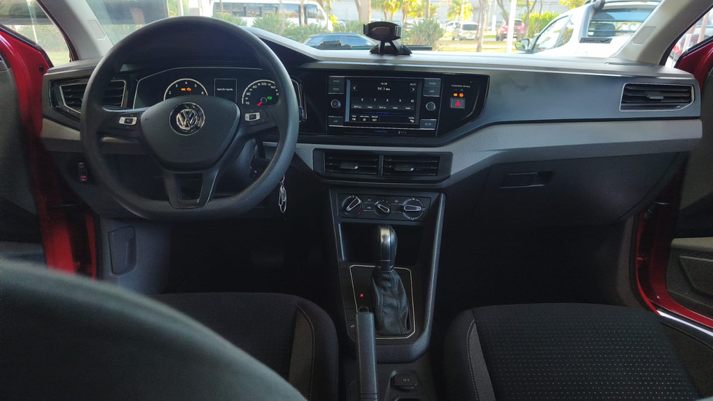 Volkswagen Polo Vermelho