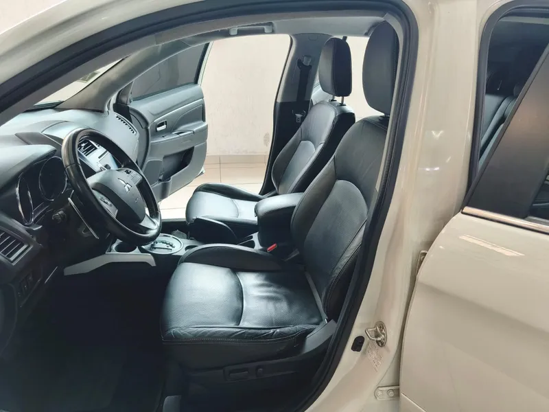 Mitsubishi ASX Branco