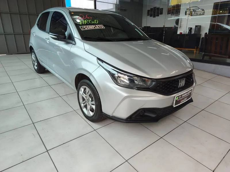 Fiat Argo Prata