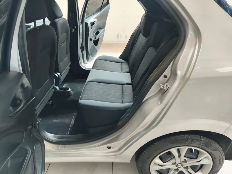 Fiat Argo Prata