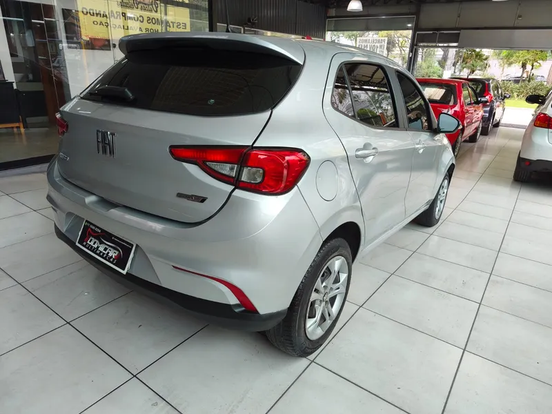 Fiat Argo Prata
