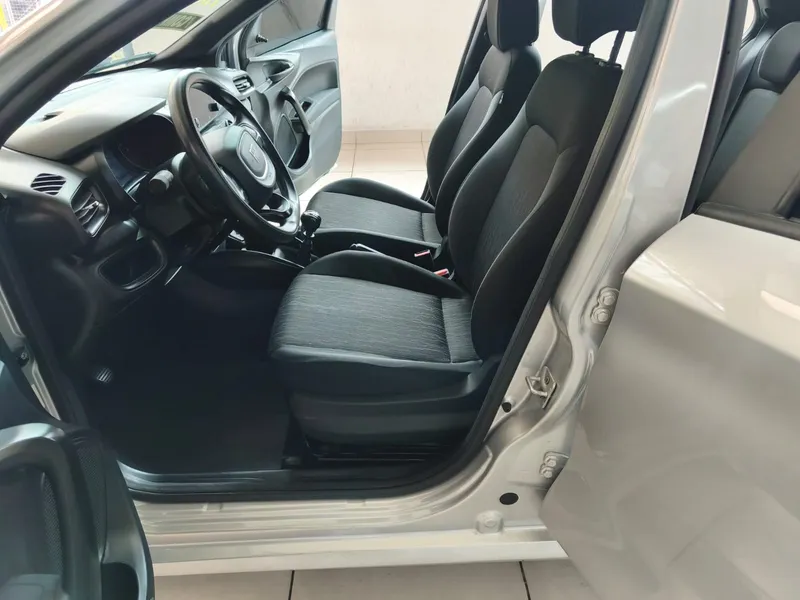 Fiat Argo Prata