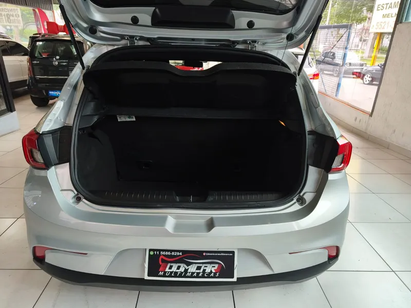 Fiat Argo Prata