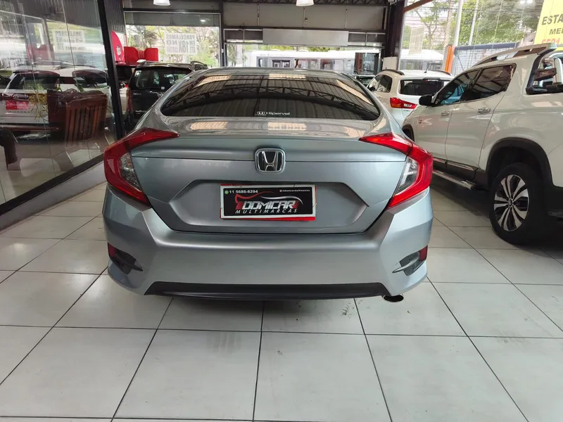 Honda Civic Preto