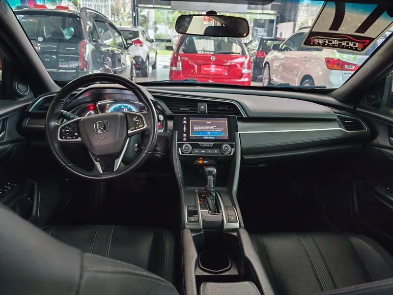 Honda Civic Preto