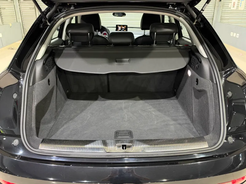 Audi Q3 Preto