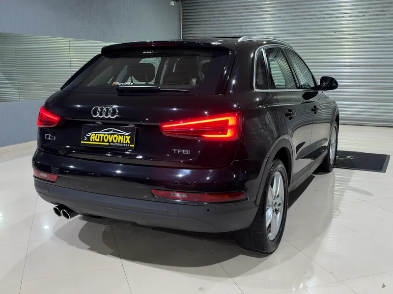 Audi Q3 Preto