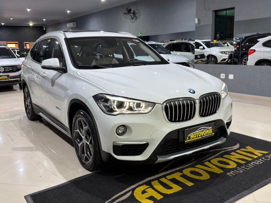 BMW X1 Branco