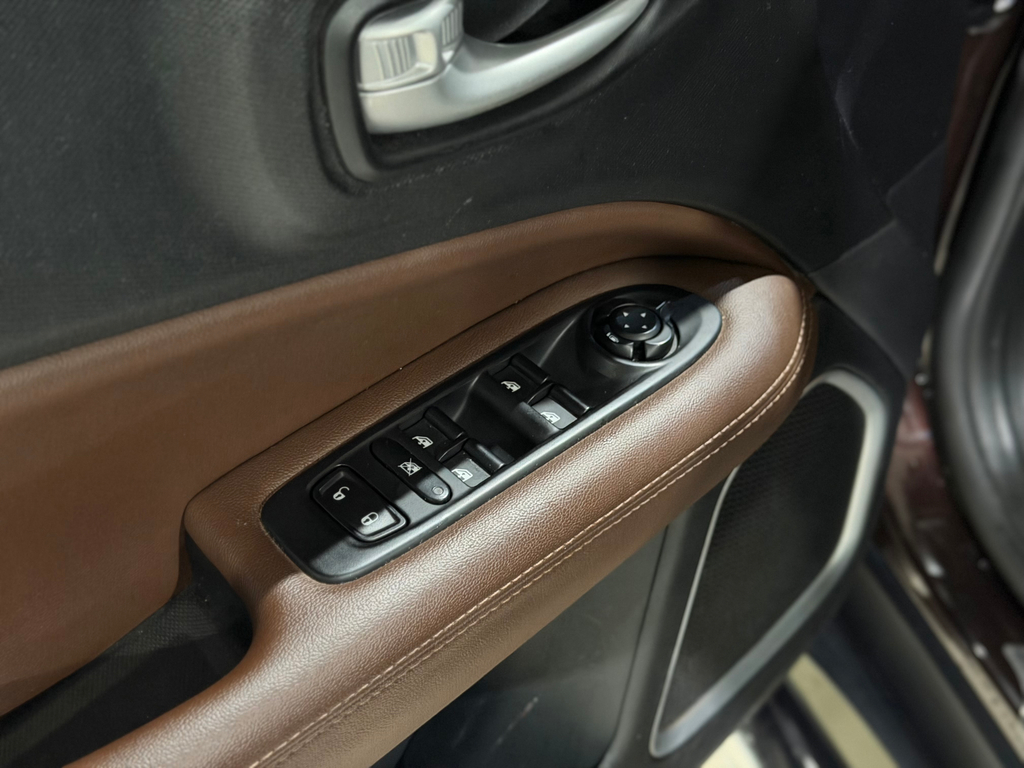 Fiat Toro Marrom