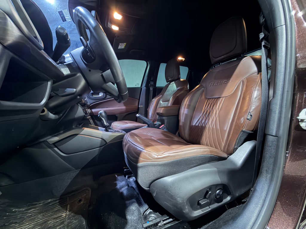 Fiat Toro Marrom