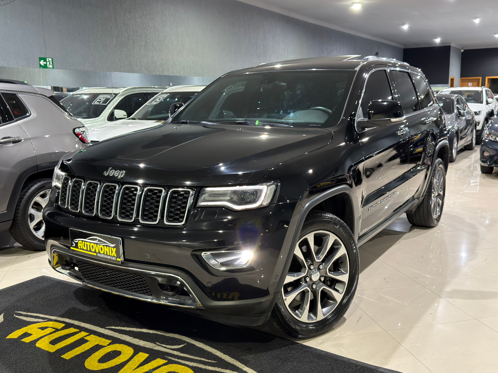 Jeep Grand Cherokee Preto