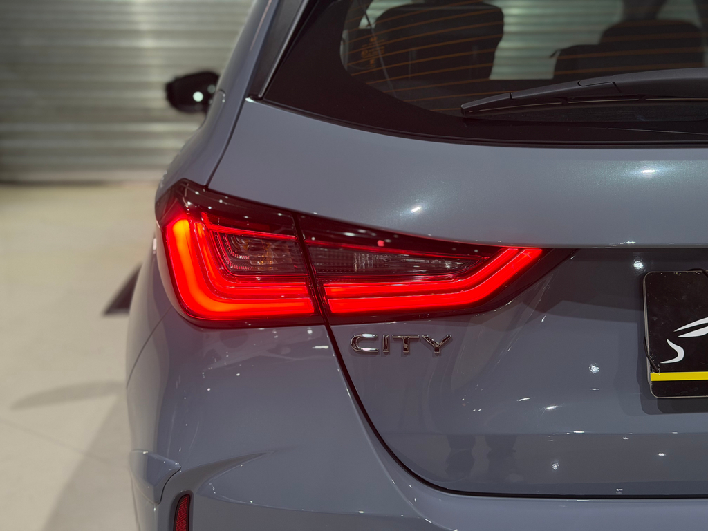 Honda City Cinza