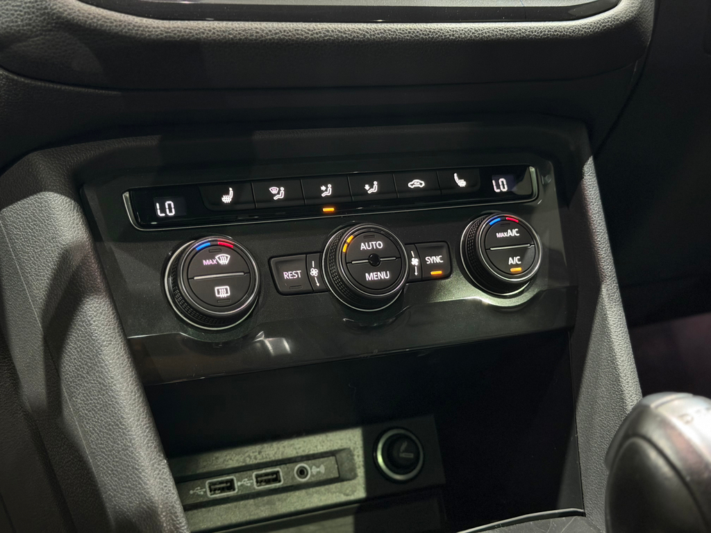 Volkswagen Tiguan Cinza