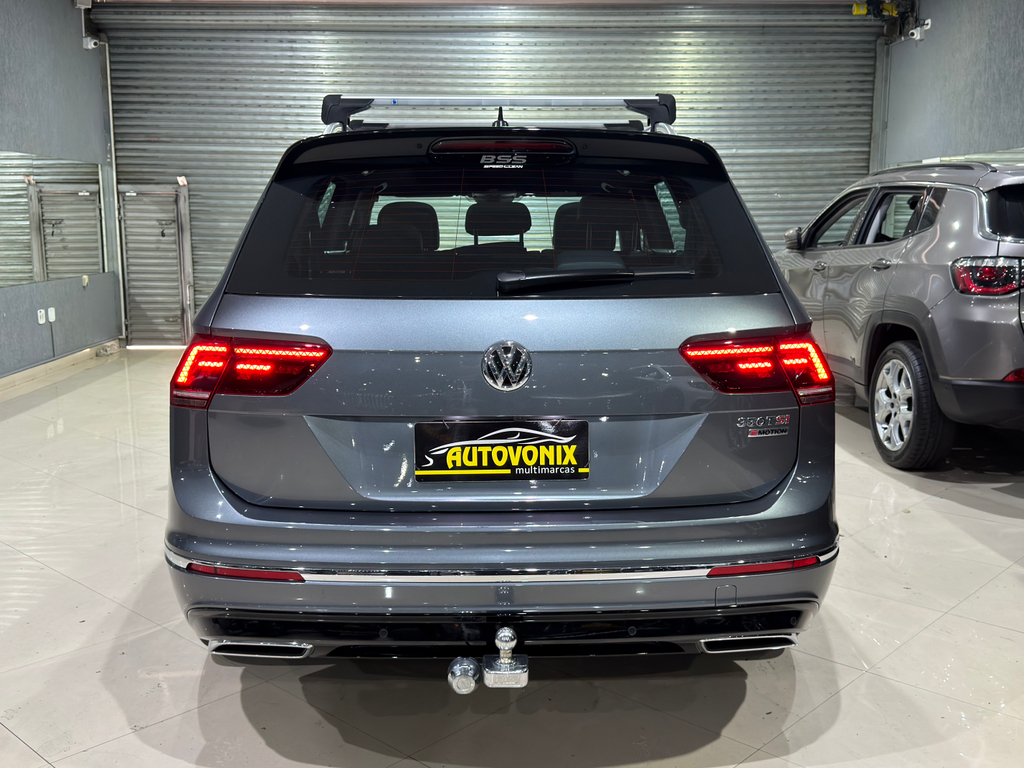 Volkswagen Tiguan Cinza
