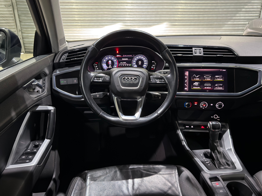 Audi Q3 Azul
