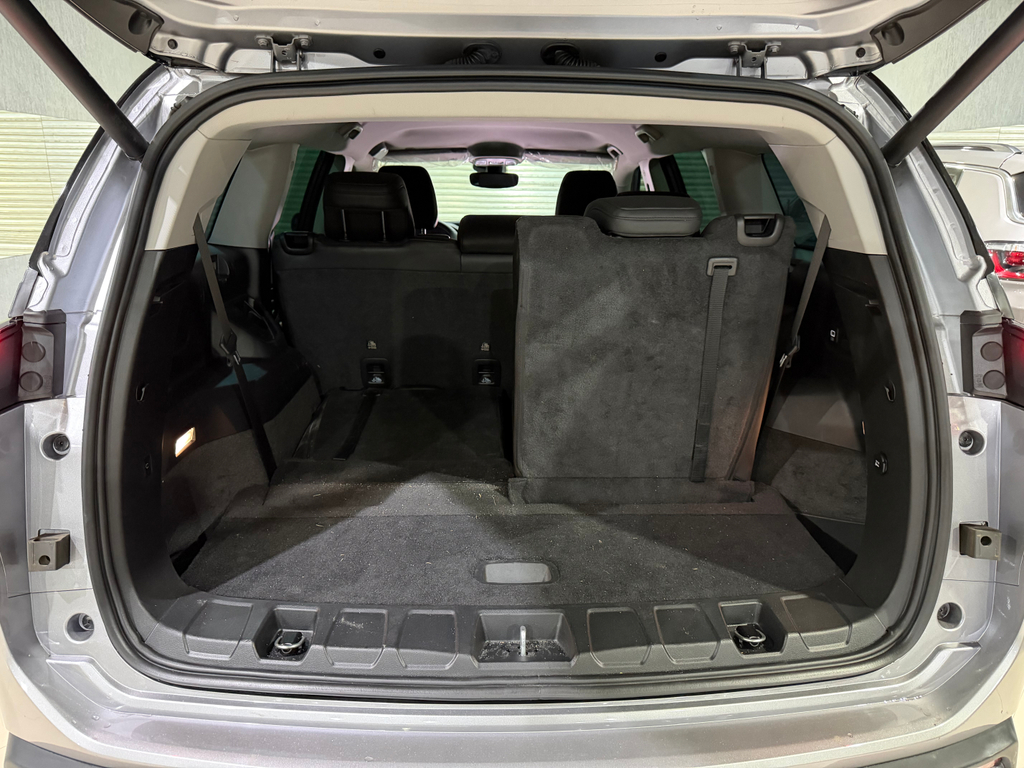 Jeep Commander Prata