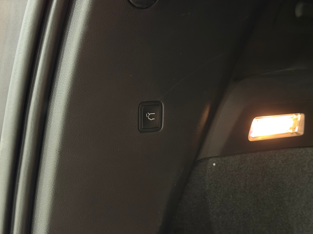 Jeep Commander Prata