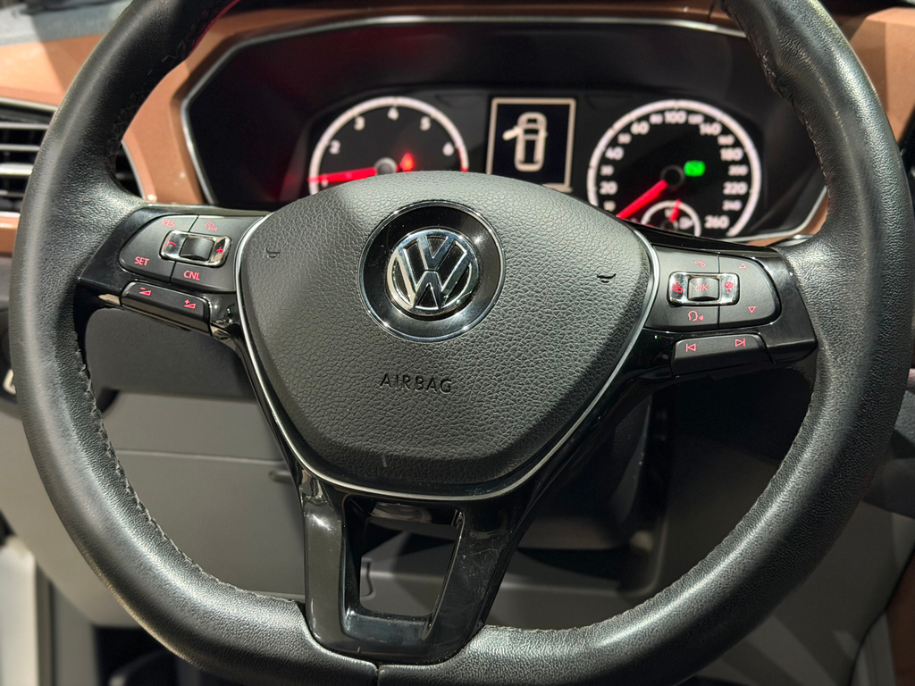 Volkswagen T-Cross Prata