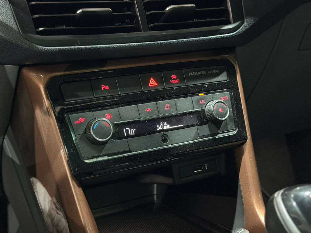 Volkswagen T-Cross Prata